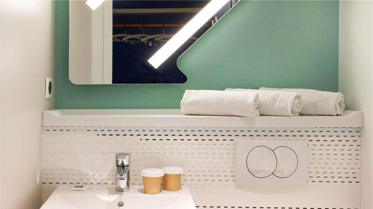 Ibis Budget Saint Genis Pouilly Geneve Room
