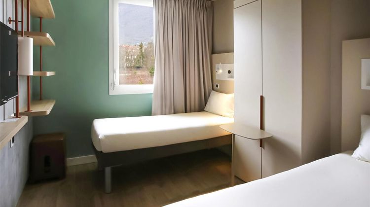 Ibis Budget Saint Genis Pouilly Geneve Room