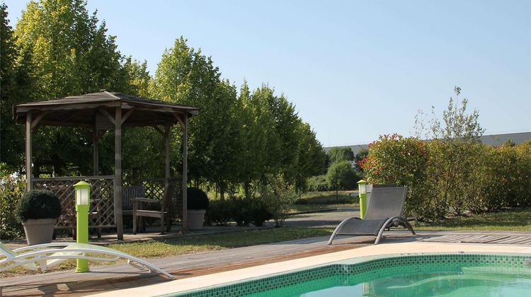 Ibis Styles Montargis Arboria Pool