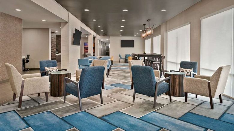 <b>La Quinta Inn & Suites San Bernardino Lobby</b>. Images powered by <a href="https://iceportal.shijigroup.com/" title="IcePortal" target="_blank">IcePortal</a>.