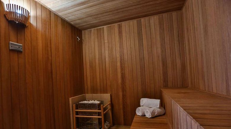 <b>Quality Hotel Blumenau Health</b>. Images powered by <a href="https://iceportal.shijigroup.com/" title="IcePortal" target="_blank">IcePortal</a>.