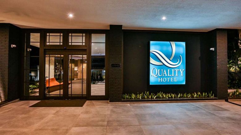 <b>Quality Hotel Blumenau Exterior</b>. Images powered by <a href="https://iceportal.shijigroup.com/" title="IcePortal" target="_blank">IcePortal</a>.