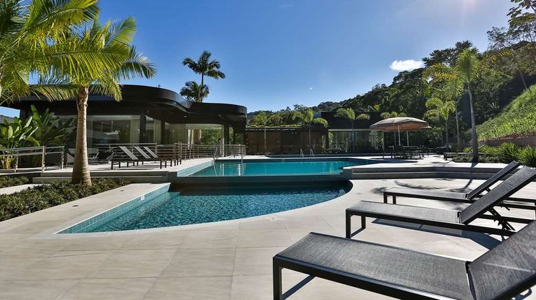 <b>Quality Hotel Blumenau Pool</b>. Images powered by <a href="https://iceportal.shijigroup.com/" title="IcePortal" target="_blank">IcePortal</a>.