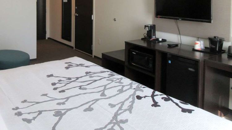 Sleep Inn & Suites Chiloquin Suite