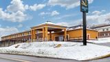 <b>Quality Inn Coraopolis Exterior</b>. Images powered by <a href="https://iceportal.shijigroup.com/" title="IcePortal" target="_blank">IcePortal</a>.