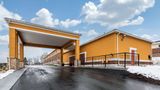 <b>Quality Inn Coraopolis Exterior</b>. Images powered by <a href="https://iceportal.shijigroup.com/" title="IcePortal" target="_blank">IcePortal</a>.