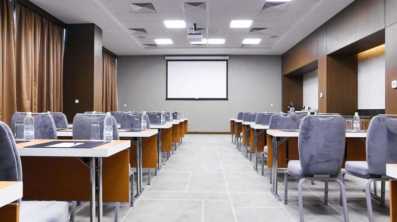 <b>Radisson Blu Abidjan Airport Meeting</b>. Images powered by <a href="https://iceportal.shijigroup.com/" title="IcePortal" target="_blank">IcePortal</a>.
