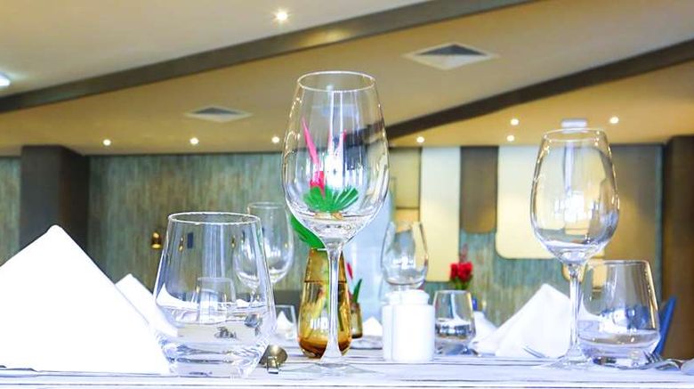 <b>Radisson Blu Abidjan Airport Restaurant</b>. Images powered by <a href="https://iceportal.shijigroup.com/" title="IcePortal" target="_blank">IcePortal</a>.