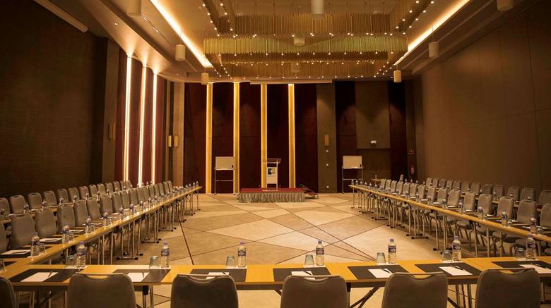 <b>Radisson Blu Abidjan Airport Meeting</b>. Images powered by <a href="https://iceportal.shijigroup.com/" title="IcePortal" target="_blank">IcePortal</a>.