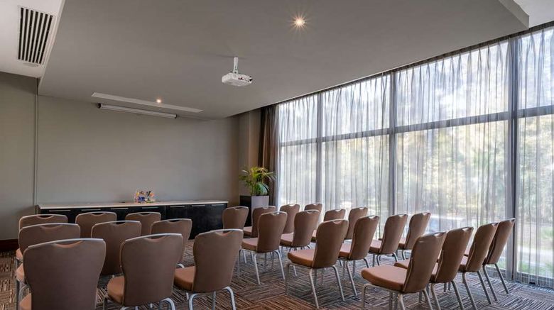 <b>Radisson Blu Hotel Addis Ababa Meeting</b>. Images powered by <a href="https://iceportal.shijigroup.com/" title="IcePortal" target="_blank">IcePortal</a>.