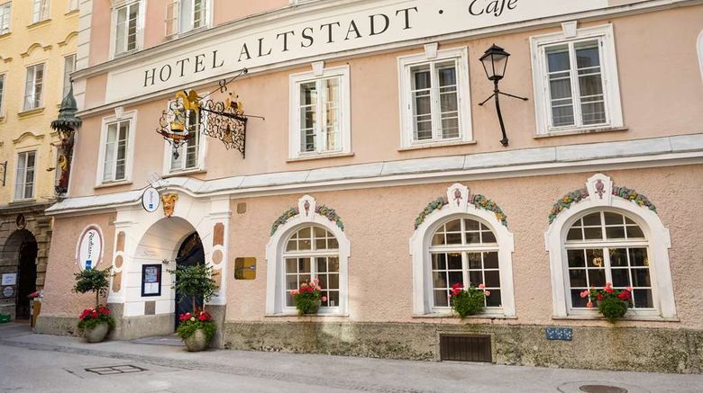 <b>Radisson Blu Hotel Altstadt Salzburg Exterior</b>. Images powered by <a href="https://iceportal.shijigroup.com/" title="IcePortal" target="_blank">IcePortal</a>.