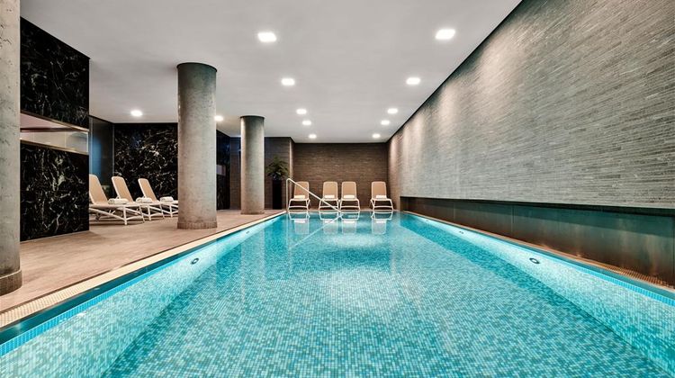 Radisson Collection Hotel, Berlin Pool
