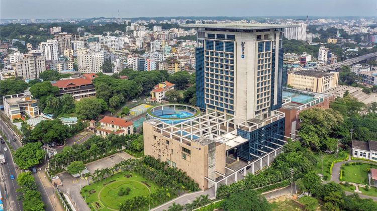 Radisson Blu Chittagong Bay View Exterior