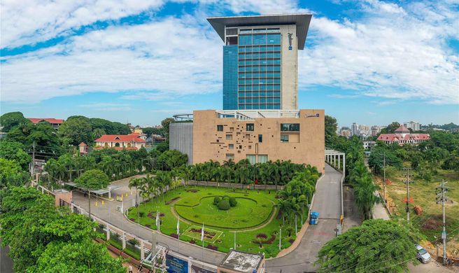 Radisson Blu Chittagong Bay View Exterior