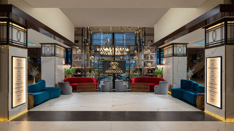 Radisson Blu Hotel Bucharest Lobby