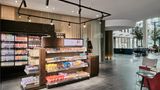 <b>Radisson Blu Hotel Cologne Lobby</b>. Images powered by <a href="https://iceportal.shijigroup.com/" title="IcePortal" target="_blank">IcePortal</a>.