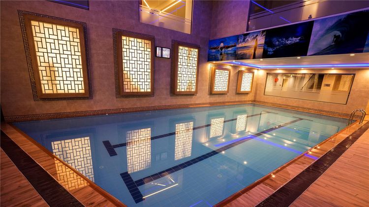 Radisson Blu Hotel Diyarbakir Pool