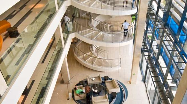 <b>Radisson Blu Hotel, Dakar Lobby</b>. Images powered by <a href="https://iceportal.shijigroup.com/" title="IcePortal" target="_blank">IcePortal</a>.