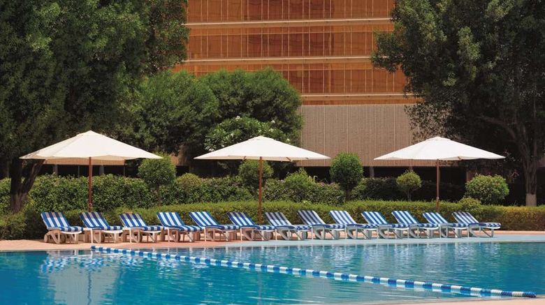 <b>Radisson Blu Hotel, Doha Pool</b>. Images powered by <a href="https://iceportal.shijigroup.com/" title="IcePortal" target="_blank">IcePortal</a>.