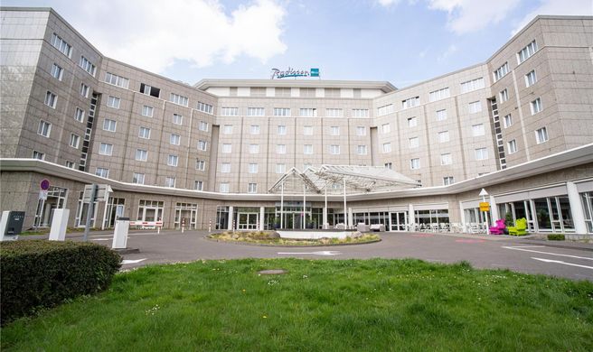 Radisson Blu Hotel Dortmund Exterior