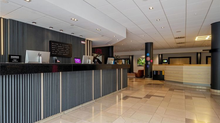 Radisson Blu Hotel Dortmund Lobby