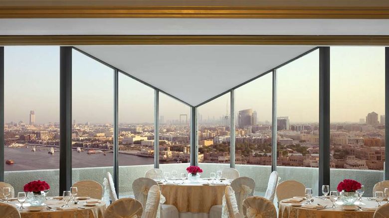 <b>Radisson Blu Hotel, Dubai Deira Creek Ballroom</b>. Images powered by <a href="https://iceportal.shijigroup.com/" title="IcePortal" target="_blank">IcePortal</a>.
