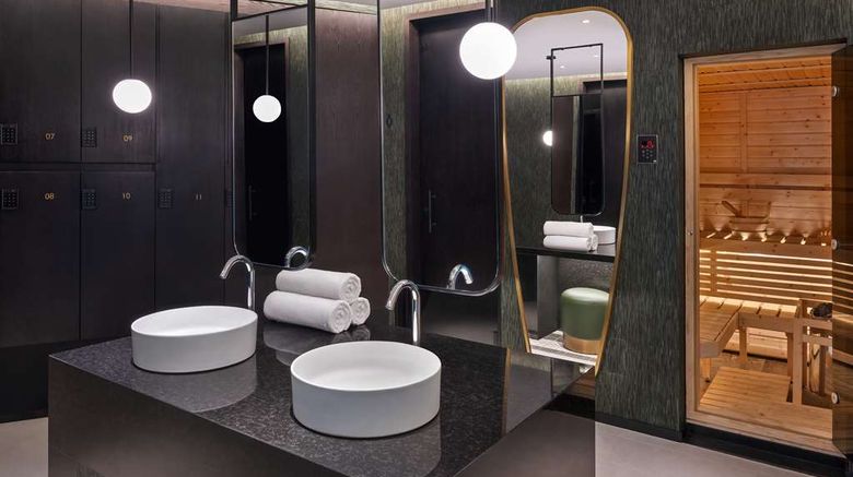 <b>Radisson Blu Hotel, Dubai Deira Creek Spa</b>. Images powered by <a href="https://iceportal.shijigroup.com/" title="IcePortal" target="_blank">IcePortal</a>.
