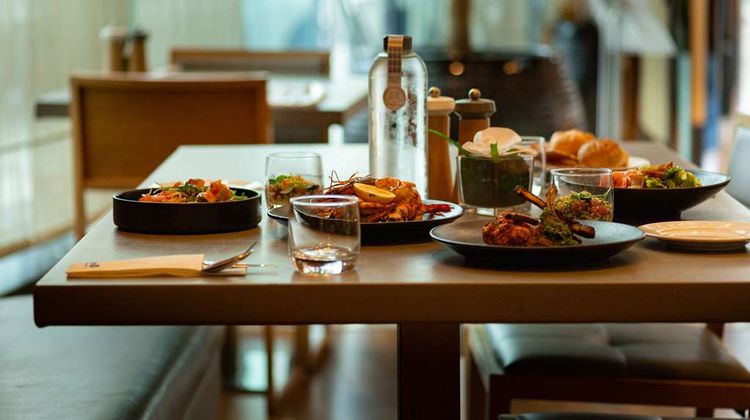 Radisson Blu Hotel, Dubai Media City Restaurant
