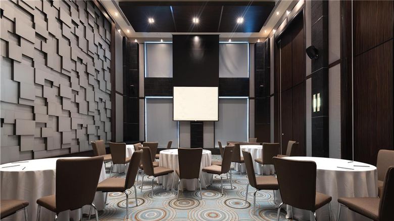 <b>Radisson Blu Hotel, Dubai Media City Meeting</b>. Images powered by <a href="https://iceportal.shijigroup.com/" title="IcePortal" target="_blank">IcePortal</a>.