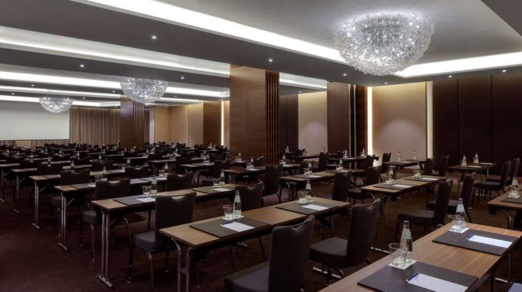 Radisson Blu Hotel, Dubai Waterfront Meeting