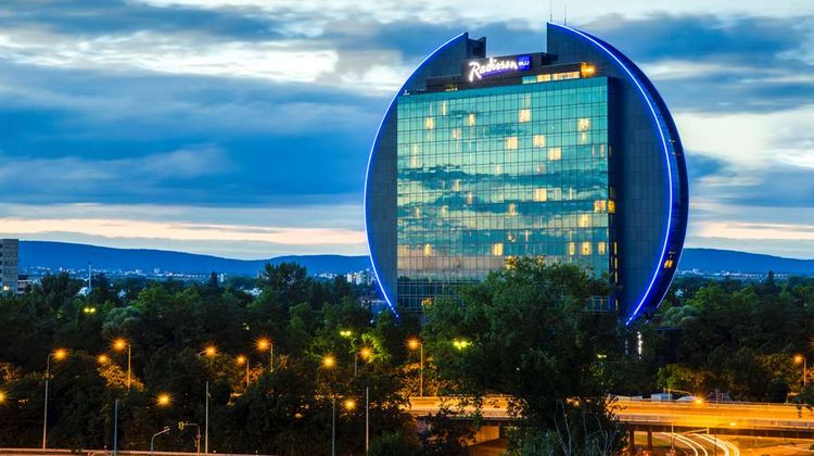 Radisson Blu Hotel Frankfurt Exterior