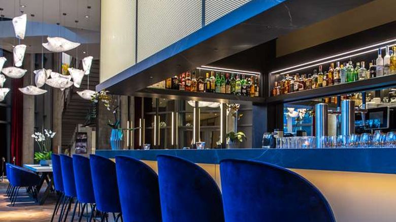 <b>Radisson Blu Hotel Frankfurt Restaurant</b>. Images powered by <a href="https://iceportal.shijigroup.com/" title="IcePortal" target="_blank">IcePortal</a>.