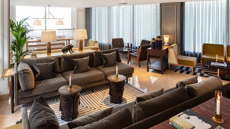 <b>Radisson Blu Hotel, London Bond Street Restaurant</b>. Images powered by <a href="https://iceportal.shijigroup.com/" title="IcePortal" target="_blank">IcePortal</a>.