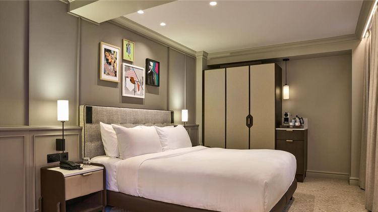 Radisson Blu Hotel, London Bond Street Room