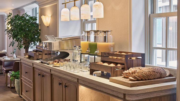 Radisson Blu Hotel, London Bond Street Restaurant