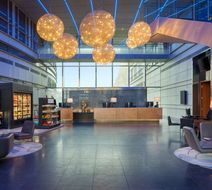 Radisson Blu Hotel, London Canary Wharf Lobby
