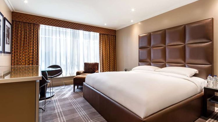 Radisson Blu Hotel London Heathrow Room