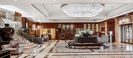 Radisson Blu Hotel London Heathrow Lobby
