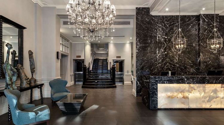 Radisson Blu Hotel, London Euston Square Lobby