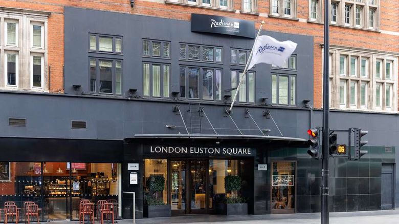 Radisson Blu Hotel, London Euston Square Exterior. Images powered by <a href="https://iceportal.shijigroup.com" target="_blank" rel="noopener">Ice Portal</a>.