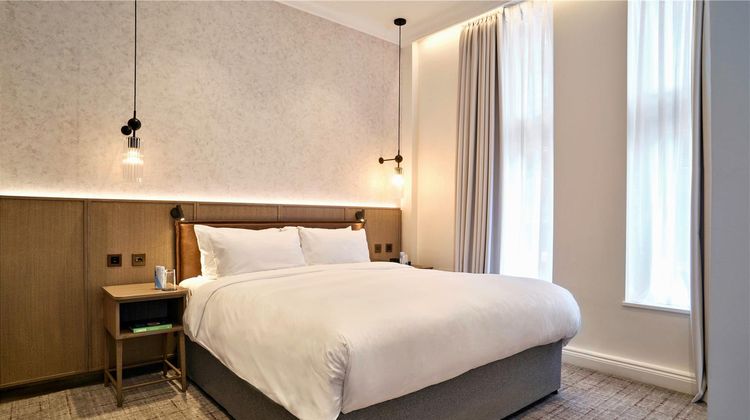 Radisson Blu Hotel, London Euston Square Suite