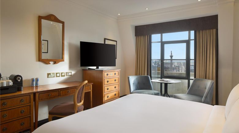 <b>Radisson Blu Hotel, London Leicester Squ Room</b>. Images powered by <a href="https://iceportal.shijigroup.com/" title="IcePortal" target="_blank">IcePortal</a>.