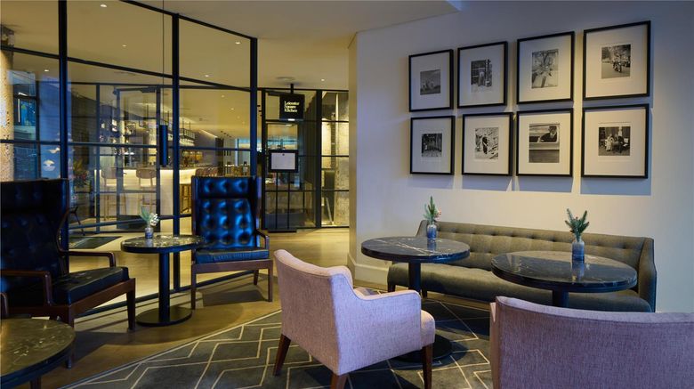 <b>Radisson Blu Hotel, London Leicester Squ Lobby</b>. Images powered by <a href="https://iceportal.shijigroup.com/" title="IcePortal" target="_blank">IcePortal</a>.