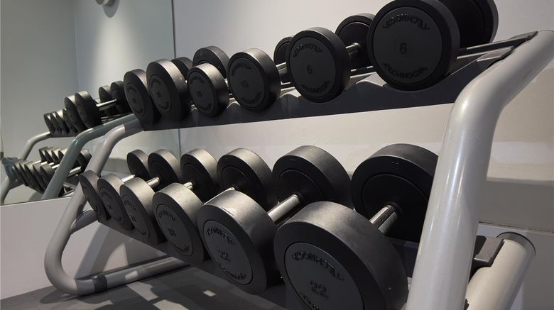 <b>Radisson Blu Hotel, London Leicester Squ Health</b>. Images powered by <a href="https://iceportal.shijigroup.com/" title="IcePortal" target="_blank">IcePortal</a>.