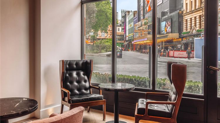 Radisson Blu Hotel, London Leicester Squ Lobby