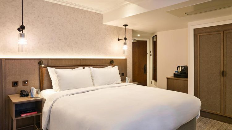 Radisson Blu Hotel, London Tottenham Cou Room