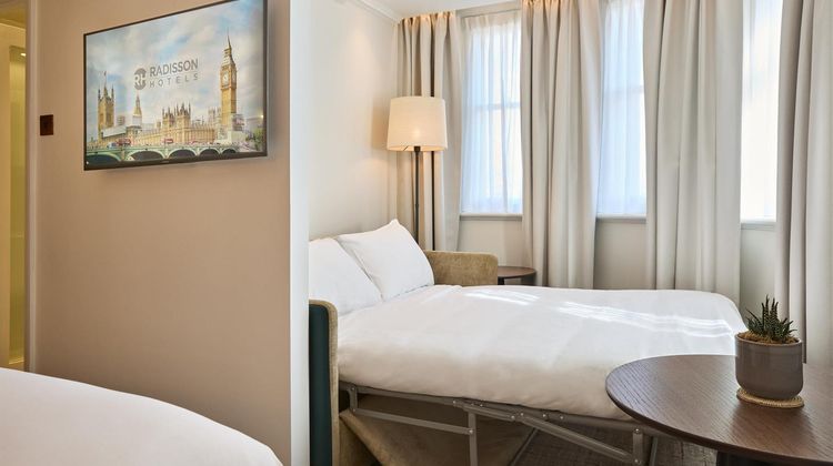 Radisson Blu Hotel, London Tottenham Cou Room