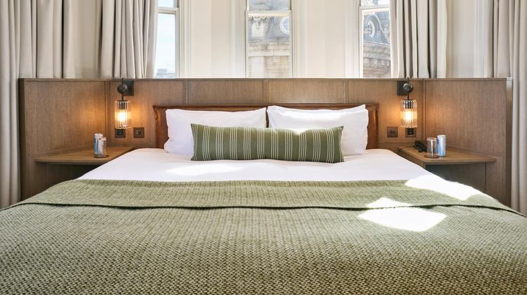 Guild Hotel Bloomsbury Room