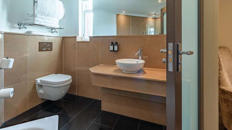 Radisson Blu Bloomsbury Street Hotel Room