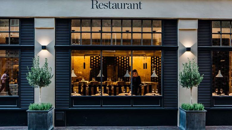 <b>Radisson Blu Hotel, London Mercer Street Exterior</b>. Images powered by <a href="https://iceportal.shijigroup.com/" title="IcePortal" target="_blank">IcePortal</a>.